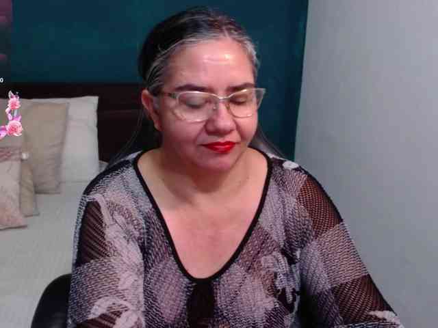 scarlett-dubois webcam