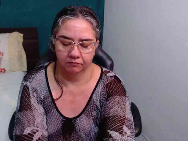 scarlett-dubois webcam