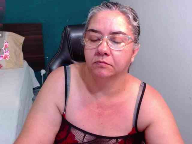 scarlett-dubois webcam