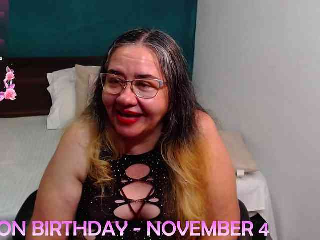 scarlett-dubois webcam