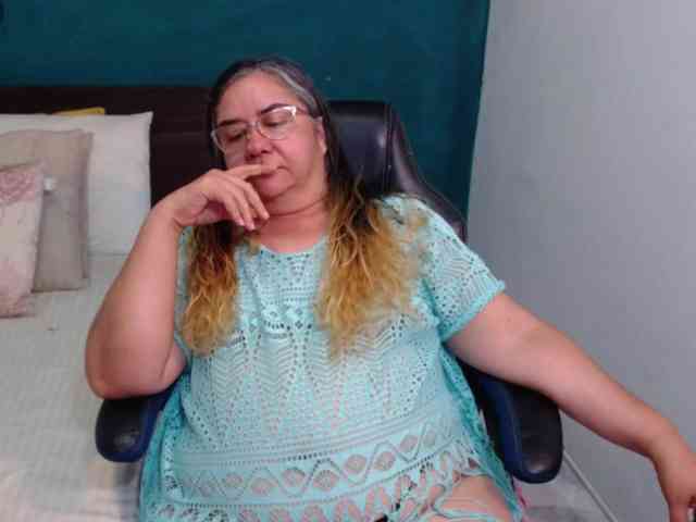 scarlett-dubois webcam