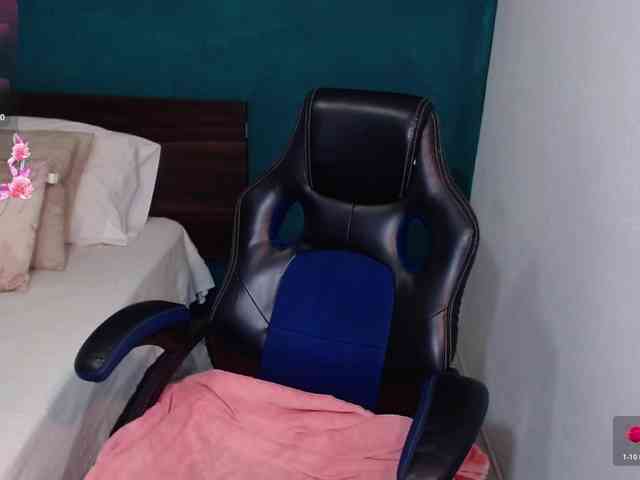 scarlett-dubois webcam