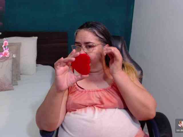 scarlett-dubois webcam