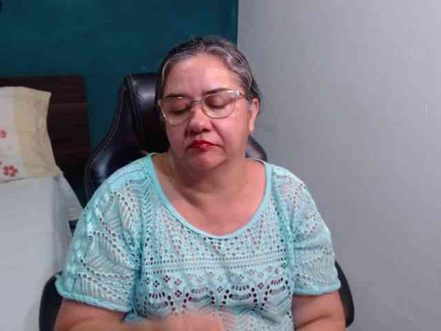 scarlett-dubois webcam