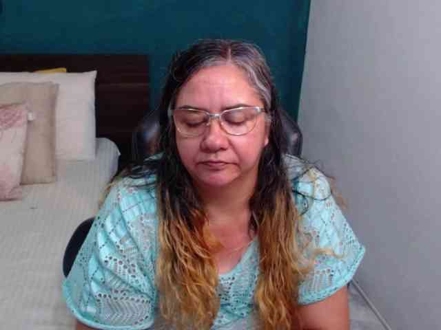 scarlett-dubois webcam