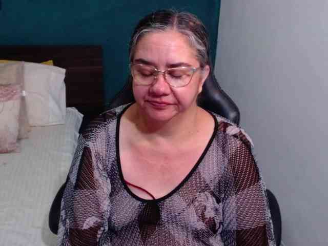 scarlett-dubois webcam