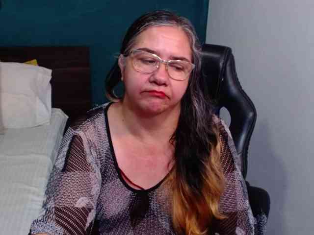 scarlett-dubois webcam