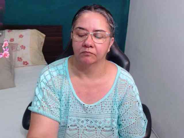 scarlett-dubois webcam