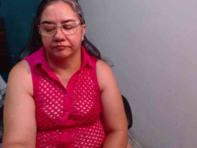 scarlett-dubois webcam