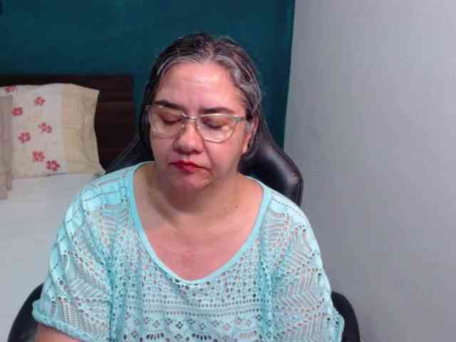 scarlett-dubois scarlett-dubois