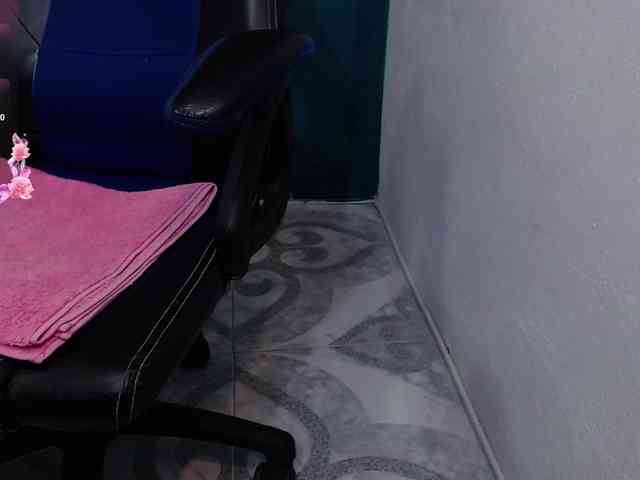 scarlett-dubois webcam