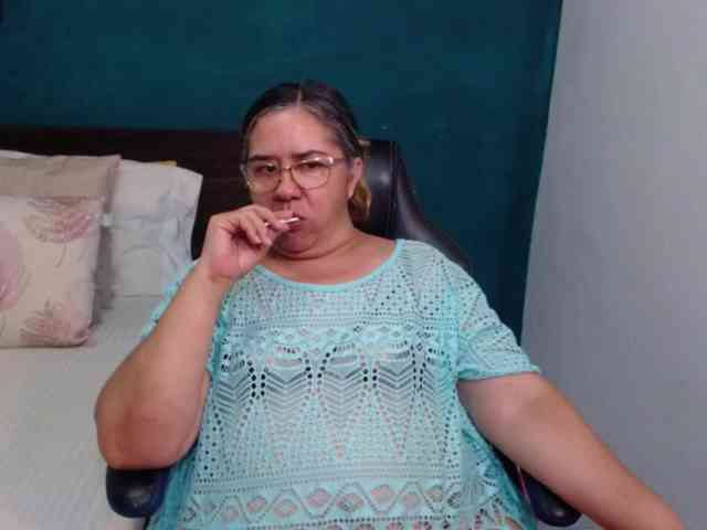 scarlett-dubois webcam