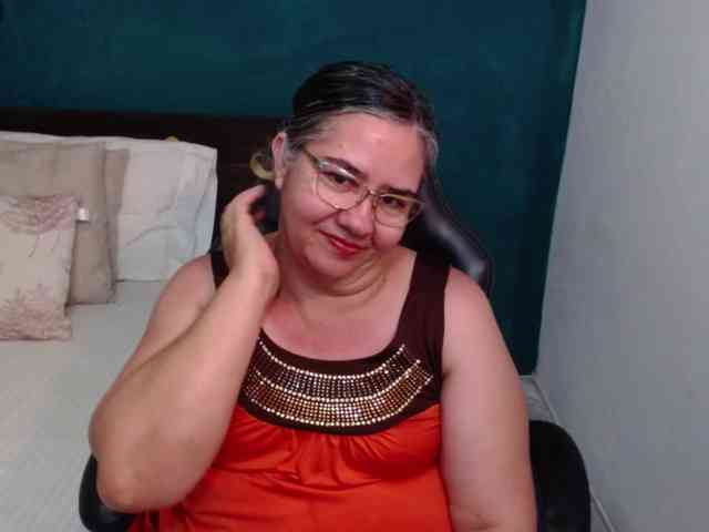 scarlett-dubois webcam