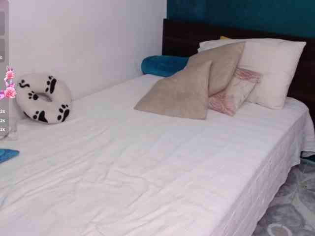 scarlett-dubois webcam