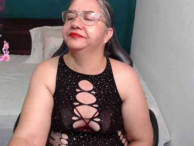 scarlett-dubois webcam