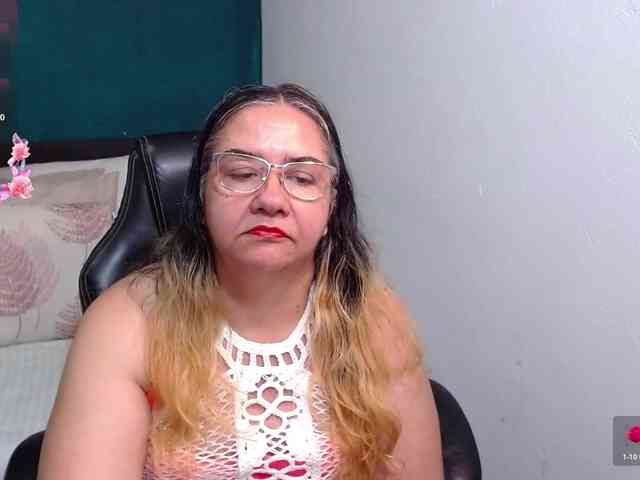 scarlett-dubois webcam