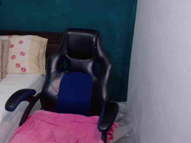 scarlett-dubois webcam