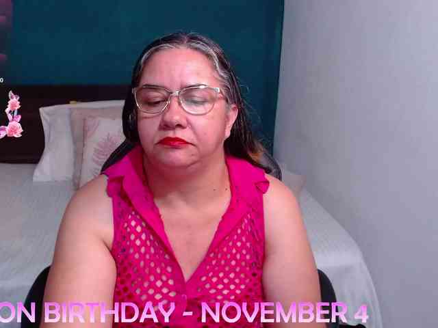 scarlett-dubois webcam