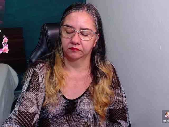 scarlett-dubois webcam