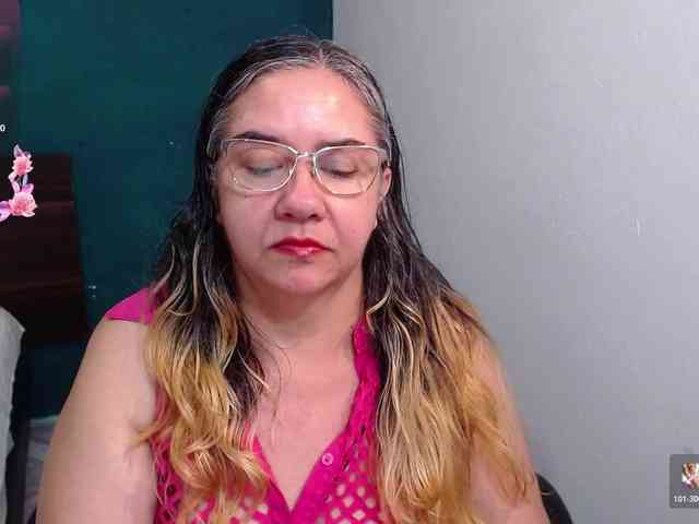 scarlett-dubois scarlett-dubois