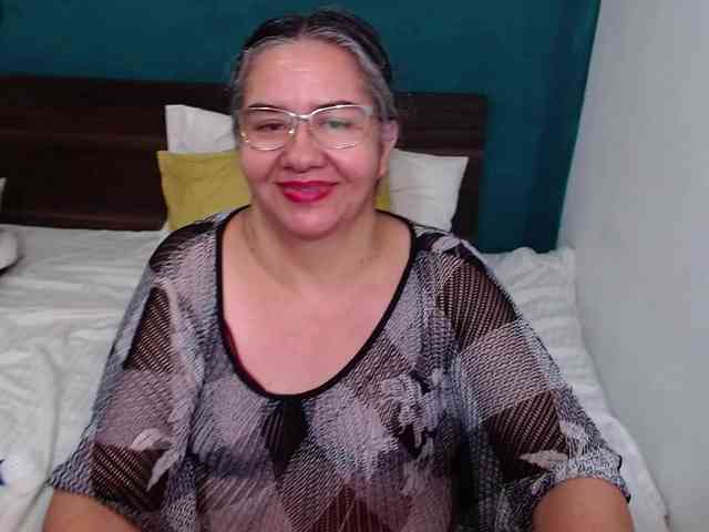 scarlett-dubois webcam