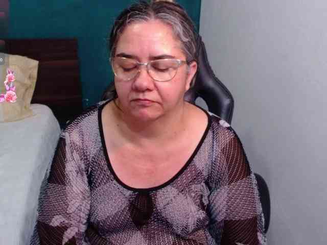 scarlett-dubois webcam