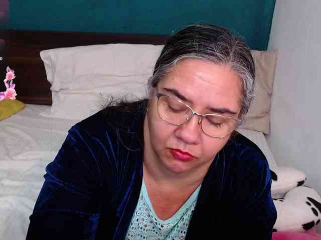 scarlett-dubois webcam