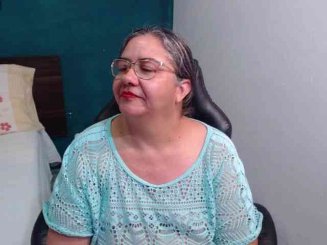 scarlett-dubois scarlett-dubois