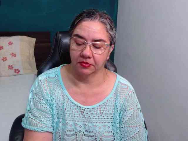 scarlett-dubois webcam