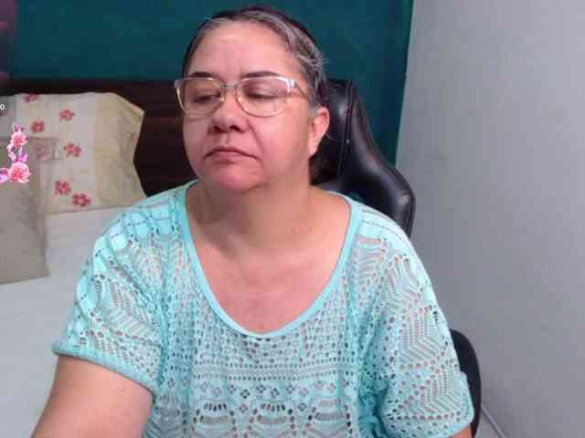 scarlett-dubois webcam