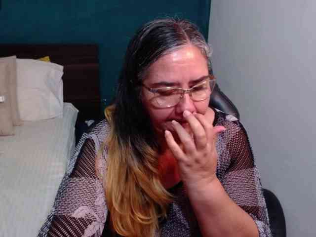 scarlett-dubois webcam