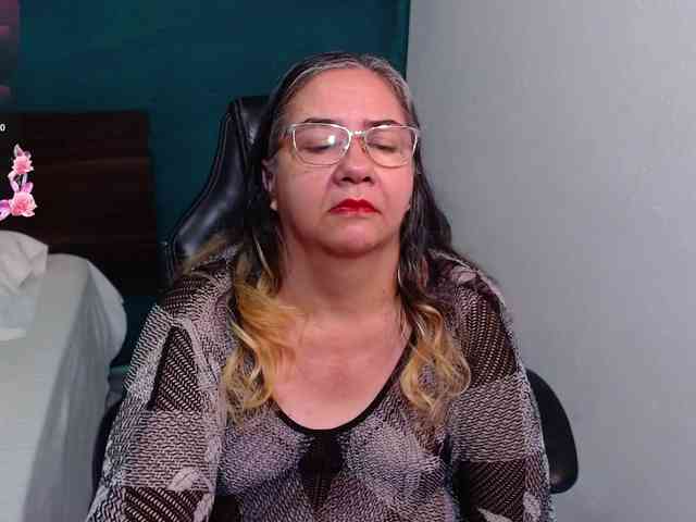 scarlett-dubois webcam