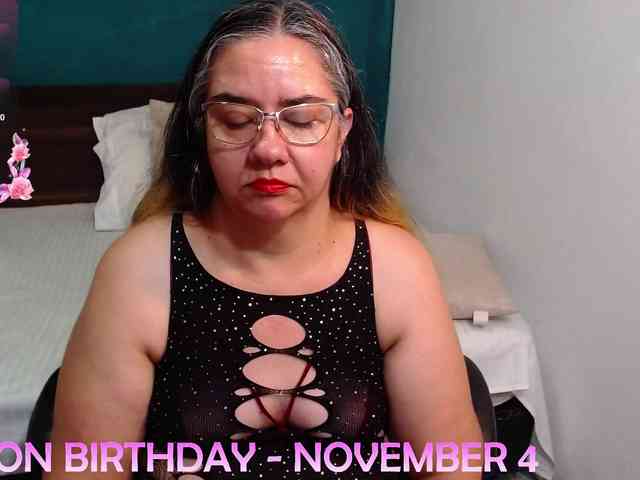 scarlett-dubois webcam