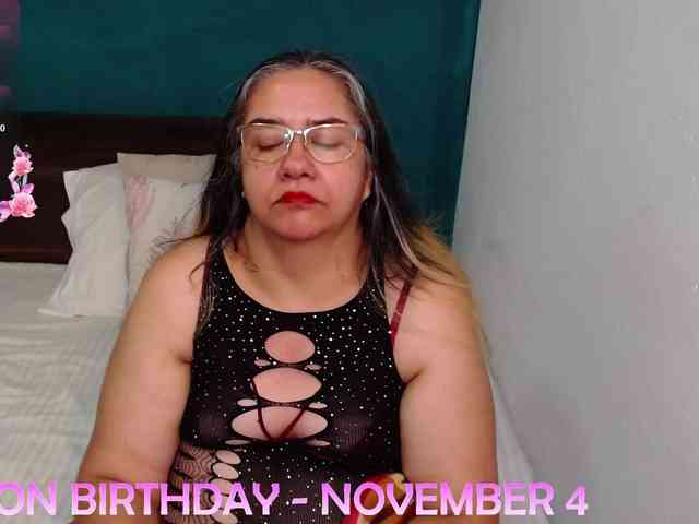 scarlett-dubois webcam