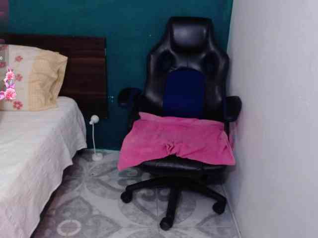 scarlett-dubois webcam