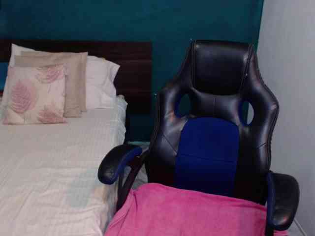 scarlett-dubois webcam