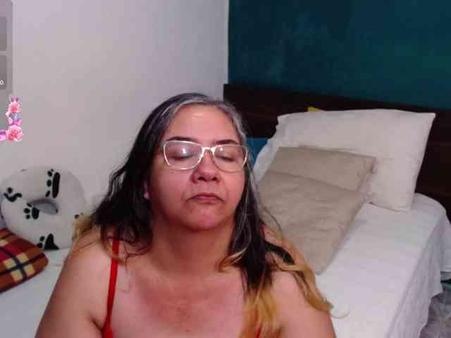 scarlett-dubois webcam