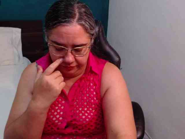 scarlett-dubois webcam