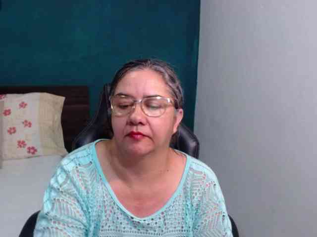 scarlett-dubois webcam