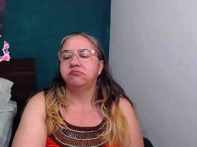 scarlett-dubois scarlett-dubois