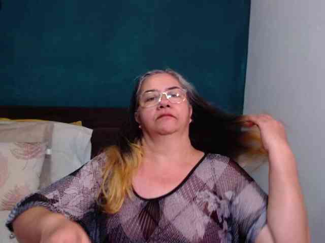 scarlett-dubois webcam