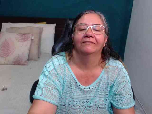 scarlett-dubois webcam