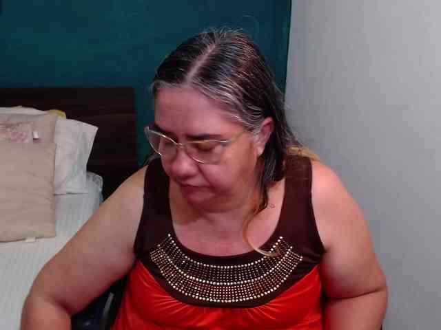 scarlett-dubois webcam