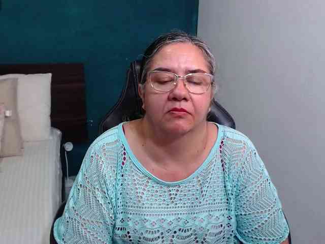 scarlett-dubois webcam