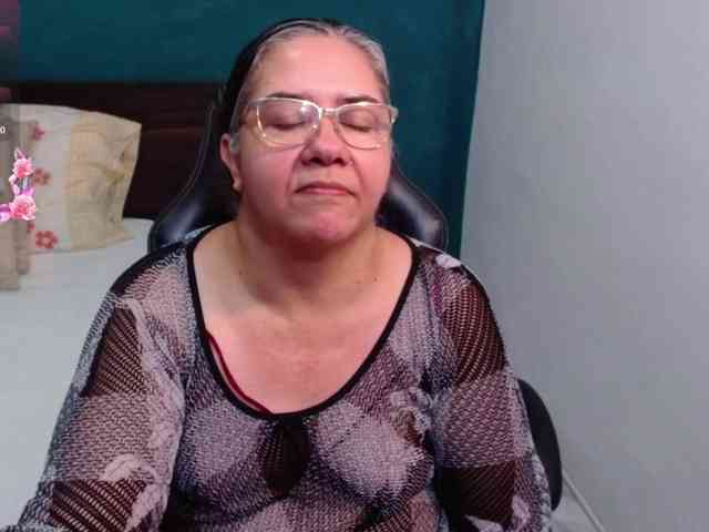 scarlett-dubois webcam