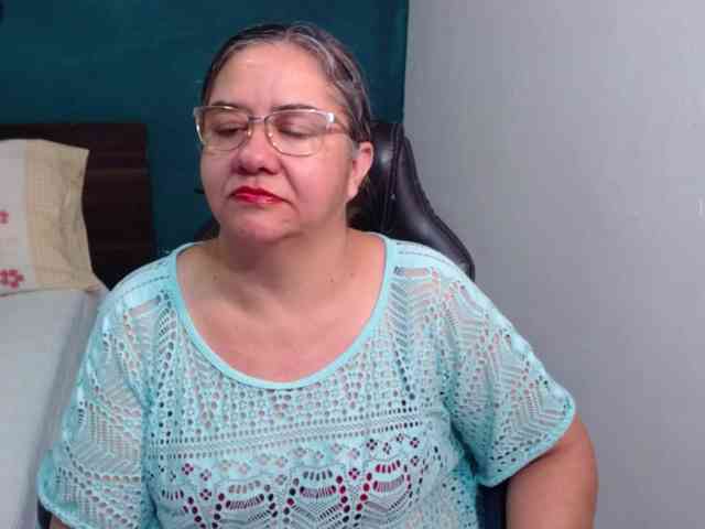 scarlett-dubois webcam