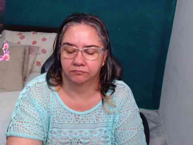 scarlett-dubois webcam