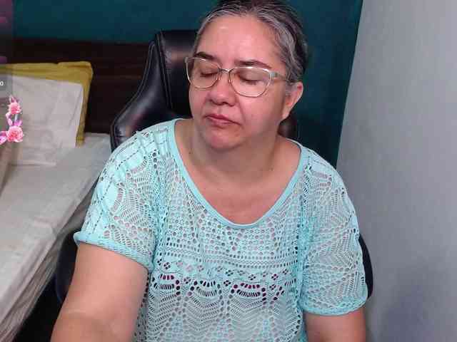 scarlett-dubois webcam