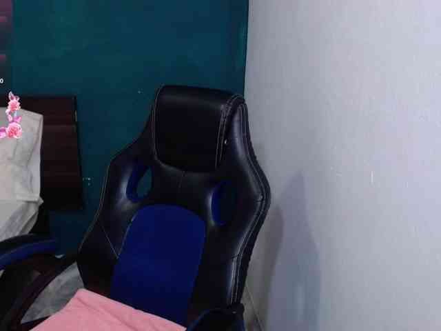 scarlett-dubois webcam