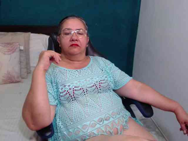 scarlett-dubois webcam